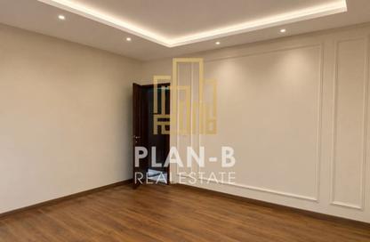 Apartment - 3 Bedrooms - 3 Bathrooms for sale in Westown - Sheikh Zayed Compounds - Sheikh Zayed City - Giza