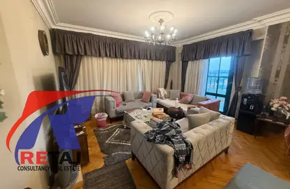 Apartment - 3 Bedrooms - 3 Bathrooms for sale in Ahbab Al Rasoul St. - Al Sefarat District - Nasr City - Cairo