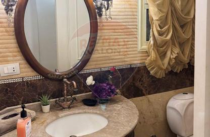 Apartment - 3 Bedrooms - 2 Bathrooms for sale in Bolkly - Hay Sharq - Alexandria