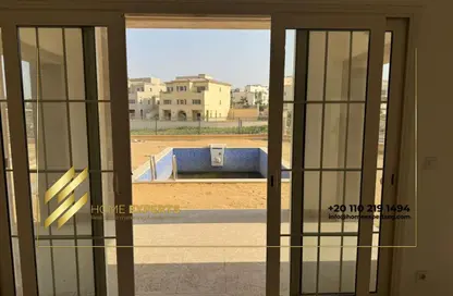 فيلا - 4 غرف نوم - 4 حمامات للايجار في سيليستا هيلز - اب تاون كايرو - المقطم - القاهرة