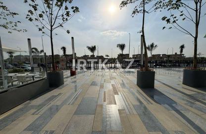 Shop - Studio - 1 Bathroom for sale in Sway Mall - Mohamed Naguib Axis - North Investors Area - New Cairo City - Cairo