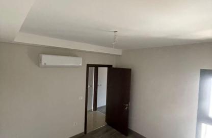 Bulk Rent Unit - Studio - 3 Bathrooms for rent in Zed Towers - Sheikh Zayed Compounds - Sheikh Zayed City - Giza