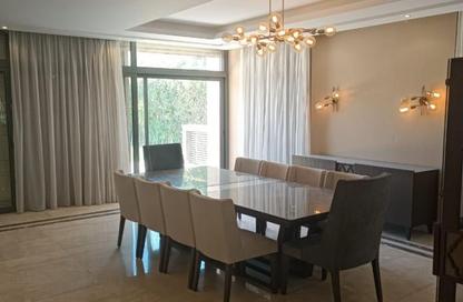 فيلا - 5 غرف نوم - 6 حمامات للايجار في الجريا - كمبوندات الشيخ زايد - الشيخ زايد - الجيزة