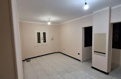 شقة - 3 غرف نوم - 2 حمامات للايجار في المهندسين - الجيزة