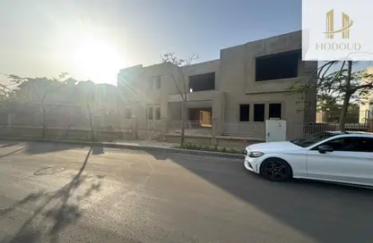 فيلا - 7 غرف نوم - 6 حمامات للبيع في سوان ليك قطامية - التجمع الاول - مدينة القاهرة الجديدة - القاهرة