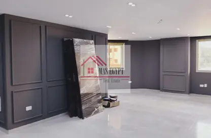 مساحات مكتبية - 4 غرف نوم - 2 حمامات للايجار في شارع شهاب - المهندسين - الجيزة