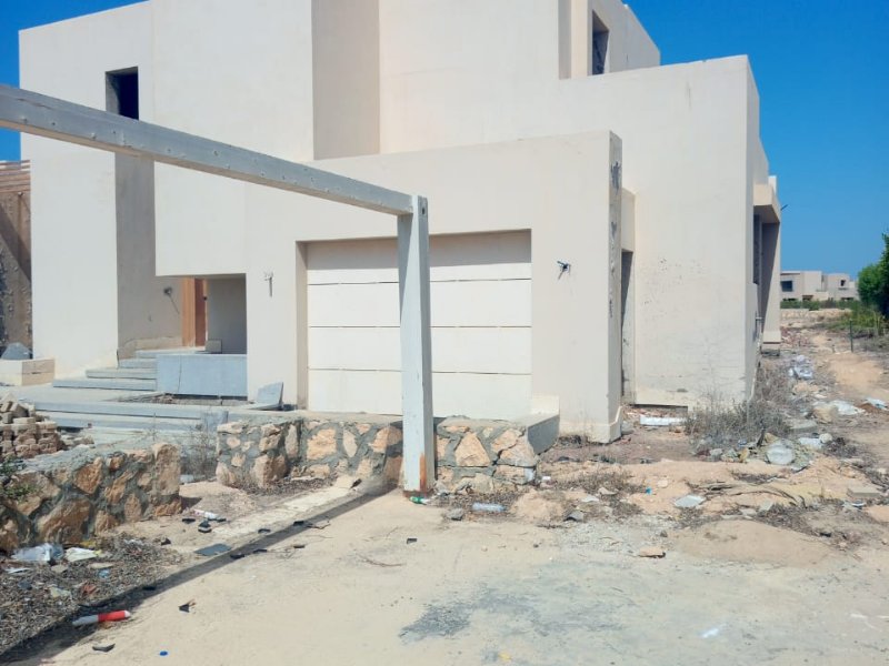 5BR Villa | Semi-Finished | Hacienda Bay thumbnail