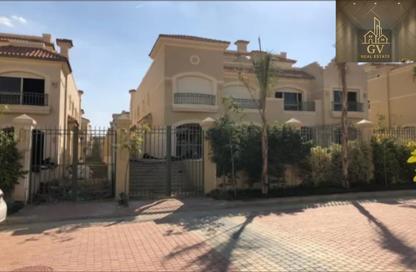 فيلا - 3 غرف نوم - 4 حمامات للبيع في الباتيو 5 ايست - الباتيو - كمبوندات الشروق - مدينة الشروق - القاهرة فيلا - 3 غرف نوم - 4 حمامات للبيع في الباتيو 5 ايست - الباتيو - كمبوندات الشروق - مدينة الشروق - القاهرة