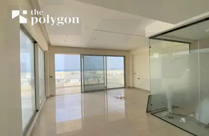 شاليه - 2 غرف نوم - 2 حمامات للبيع في دايركشن وايت - راس الحكمة - الساحل الشمالي