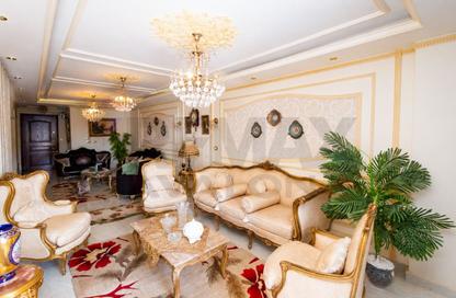 Apartment - 3 Bedrooms - 2 Bathrooms for sale in Abo Qir St. - Ibrahimia - Hay Wasat - Alexandria