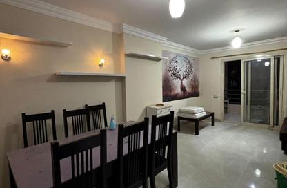 Apartment - 2 Bedrooms - 2 Bathrooms for sale in Tabarak - Zahraa El Maadi - Hay El Maadi - Cairo