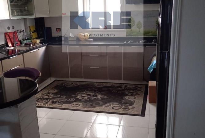 98012883 - Property Main Image
