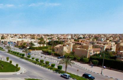 Apartment - 3 Bedrooms - 3 Bathrooms for sale in Beverly Hills Road - 17th District - Sheikh Zayed City - Giza