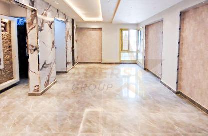 Apartment - 3 Bedrooms - 2 Bathrooms for sale in Victor Emanuel Al Thaleth St. - Smouha - Hay Sharq - Alexandria Apartment - 3 Bedrooms - 2 Bathrooms for sale in Victor Emanuel Al Thaleth St. - Smouha - Hay Sharq - Alexandria