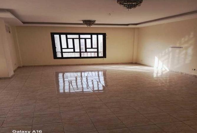 74049206 - الصورة الرئيسية للعقار