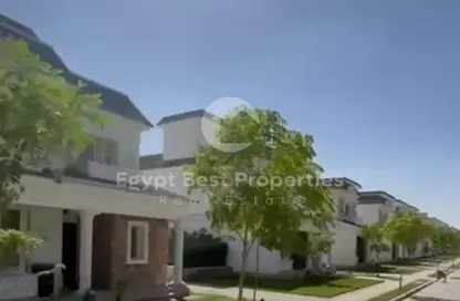 Townhouse - 3 Bedrooms - 4 Bathrooms for sale in Mountain View 4 - 6 October Compounds - 6 October City - Giza