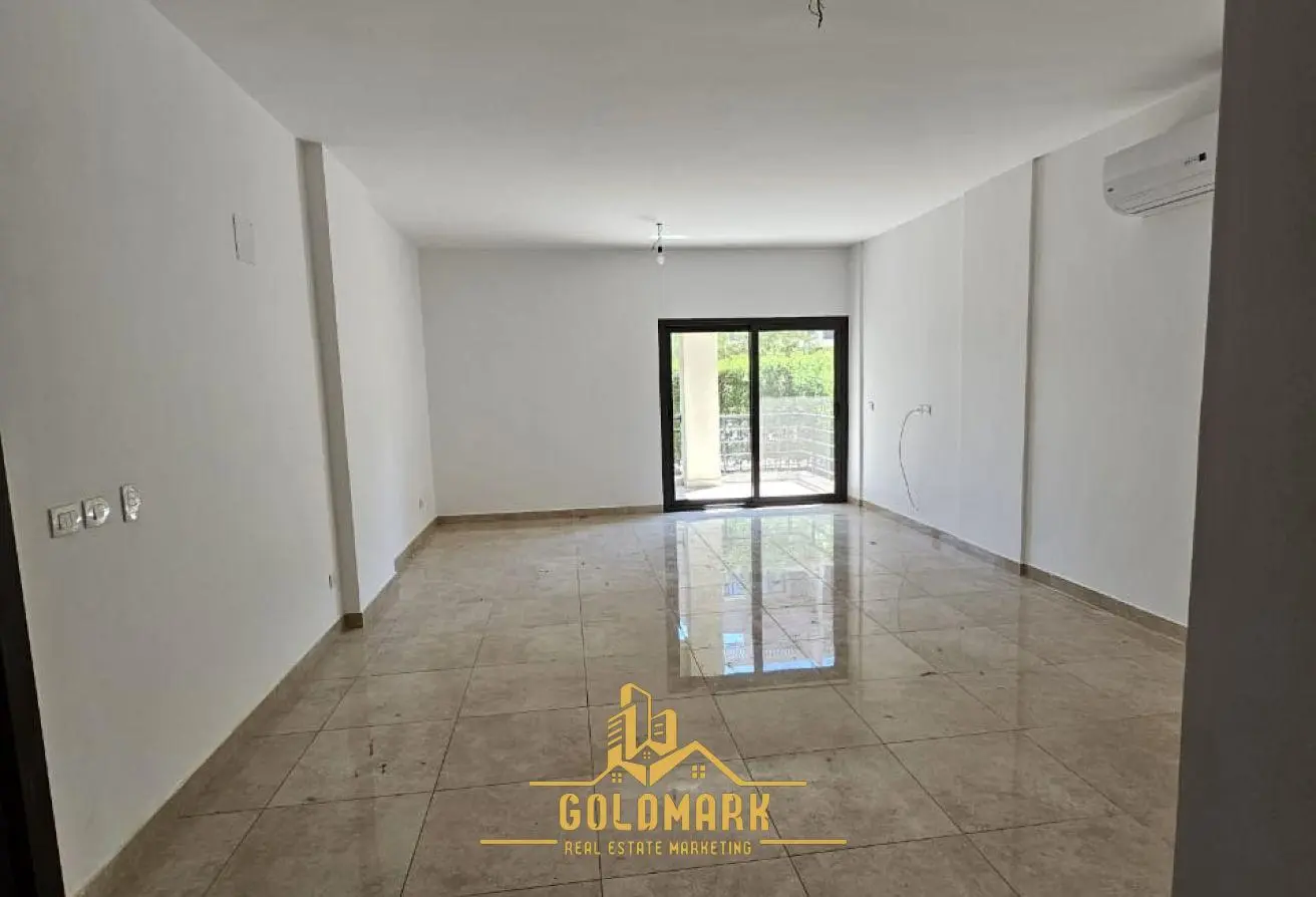 112987977 - Property Main Image