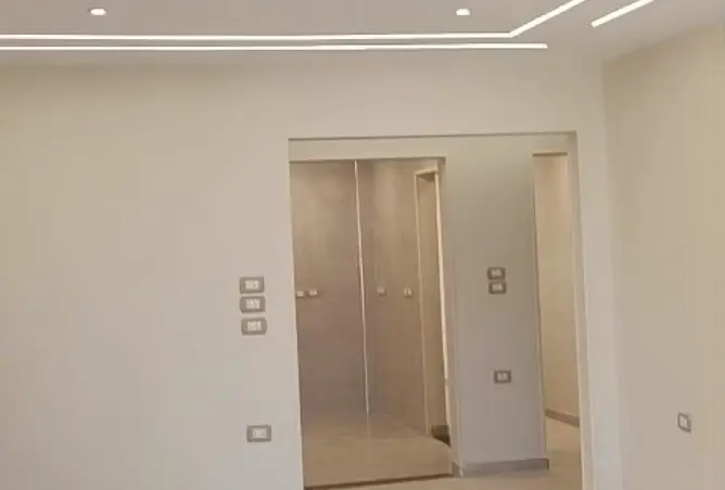 113256860 - Property Image 2