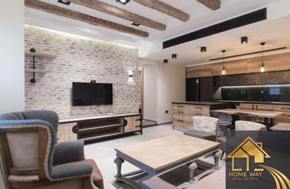 Apartment - 2 Bedrooms - 1 Bathroom for rent in Palm Hills Village Gate - South Investors Area - New Cairo City - Cairo
