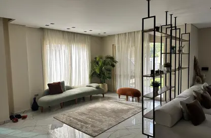 فيلا - 3 غرف نوم - 4 حمامات للبيع في الباتيو - الطريق الدائري - مدينة 6 أكتوبر - الجيزة