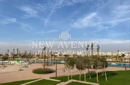 Apartment - 2 Bedrooms - 3 Bathrooms for sale in Garden Residence - Hyde Park - New Cairo City - Cairo