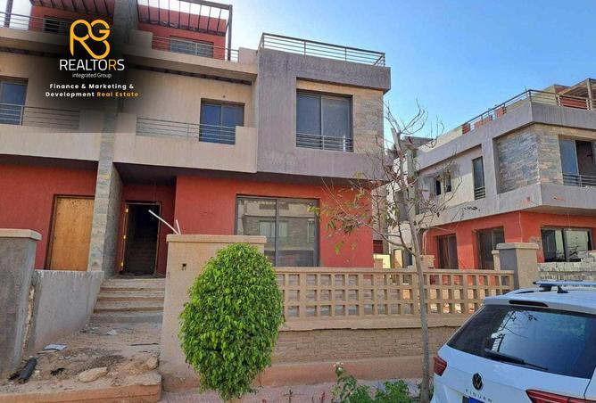 93525949 - Property Image 2