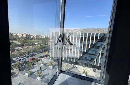 Office Space - Studio - 2 Bathrooms for rent in Eastown - 5th Settlement Compounds - The 5th Settlement - New Cairo City - Cairo