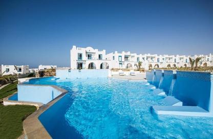 Chalet - 2 Bedrooms - 2 Bathrooms for sale in Mountain View - Ras Al Hekma - North Coast