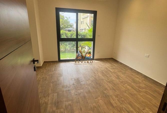 82106995 - Property Image 2
