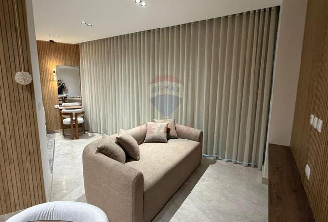 82098328 - Property Main Image