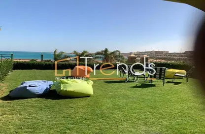 Chalet - 3 Bedrooms - 2 Bathrooms for sale in La Vista 2 - La Vista - Al Ain Al Sokhna - Suez