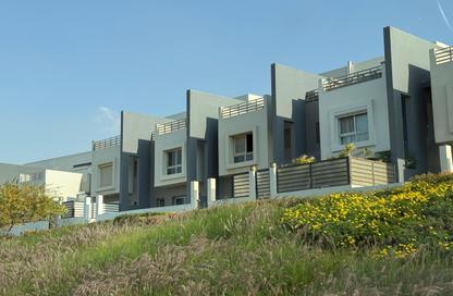 Villa - 3 Bedrooms - 4 Bathrooms for sale in Hyde Park - New Cairo City - Cairo
