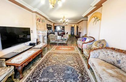 Apartment - 3 Bedrooms - 2 Bathrooms for sale in El Riada School St. - Smouha - Hay Sharq - Alexandria Apartment - 3 Bedrooms - 2 Bathrooms for sale in El Riada School St. - Smouha - Hay Sharq - Alexandria