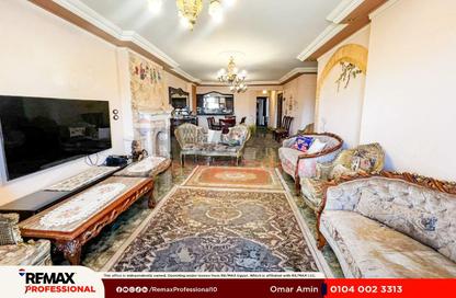 شقة - 3 غرف نوم - 2 حمامات للبيع في شارع مدرسة الريادة - سموحة - حي شرق - الاسكندرية