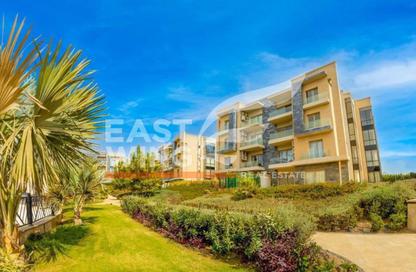 Apartment - 3 Bedrooms - 3 Bathrooms for sale in Galleria Moon Valley - South Investors Area - New Cairo City - Cairo