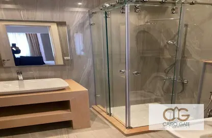 Apartment - 2 Bedrooms - 2 Bathrooms for rent in Al Gezira El Wosta St. (Yousef Kamel) - Zamalek - Cairo