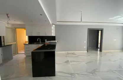 Apartment - 3 Bedrooms - 2 Bathrooms for rent in Tijan - Zahraa El Maadi - Hay El Maadi - Cairo