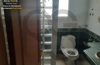 فيلا - 5 غرف نوم - 4 حمامات للبيع في مينا جاردن سيتي - الحي المتميز - مدينة 6 أكتوبر - الجيزة