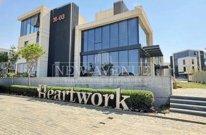 Office Space - Studio - 4 Bathrooms for sale in Mountain View iCity - 5th Settlement Compounds - The 5th Settlement - New Cairo City - Cairo