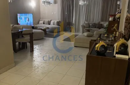 Apartment - 2 Bedrooms - 1 Bathroom for sale in 2nd Sector - Zahraa El Maadi - Hay El Maadi - Cairo