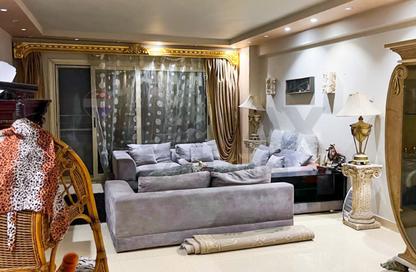 Apartment - 3 Bedrooms - 2 Bathrooms for sale in Al Geish Road - Glim - Hay Sharq - Alexandria Apartment - 3 Bedrooms - 2 Bathrooms for sale in Al Geish Road - Glim - Hay Sharq - Alexandria