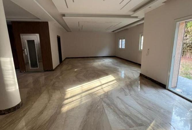 8681404 - Property Image 2