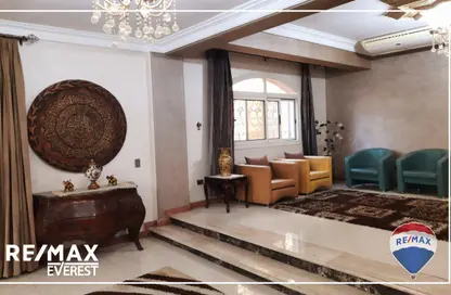 دوبلكس - 6 غرف نوم - 5 حمامات للبيع في غرب سوميد - مدينة 6 أكتوبر - الجيزة