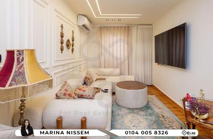 Apartment - 2 Bedrooms - 1 Bathroom for sale in Mohamed Fawzy Moaz St. - Smouha - Hay Sharq - Alexandria