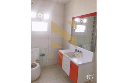 Townhouse - 5 Bedrooms - 4 Bathrooms for sale in Yasmine District - 14th District - Sheikh Zayed City - Giza