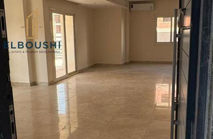 Apartment - 3 Bedrooms - 2 Bathrooms for sale in Bait Alwatan - The 5th Settlement - New Cairo City - Cairo