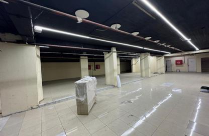 Whole Building - Studio - 2 Bathrooms for rent in One Ninety Mall - South Teseen St. - The 5th Settlement - New Cairo City - Cairo