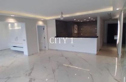 Apartment - 3 Bedrooms - 2 Bathrooms for sale in Mountain View iCity - 5th Settlement Compounds - The 5th Settlement - New Cairo City - Cairo