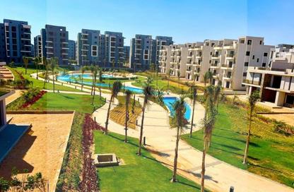 Penthouse - 4 Bedrooms - 3 Bathrooms for sale in Sun Capital - Fayoum Desert road - 6 October City - Giza