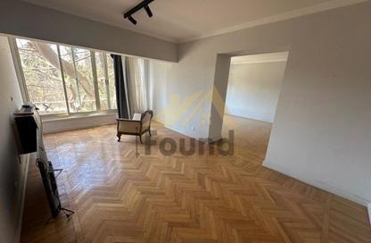 Apartment - 3 Bedrooms - 2 Bathrooms for sale in Bahaa Eldeen Krakoush St. - Zamalek - Cairo